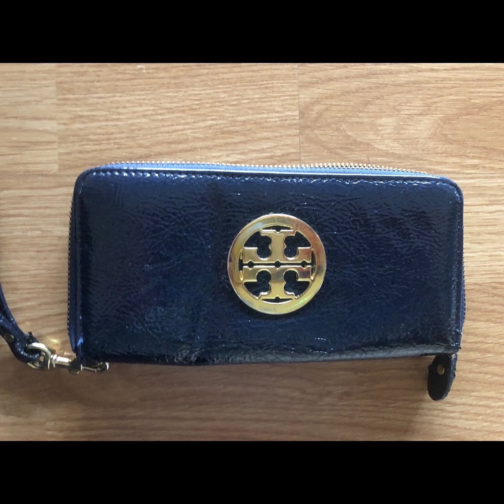 EUC Zipper Checkbook sized Wallet!